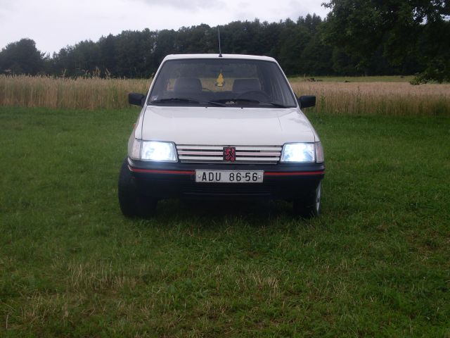 A jeste jedna fotecka xenonu:-))