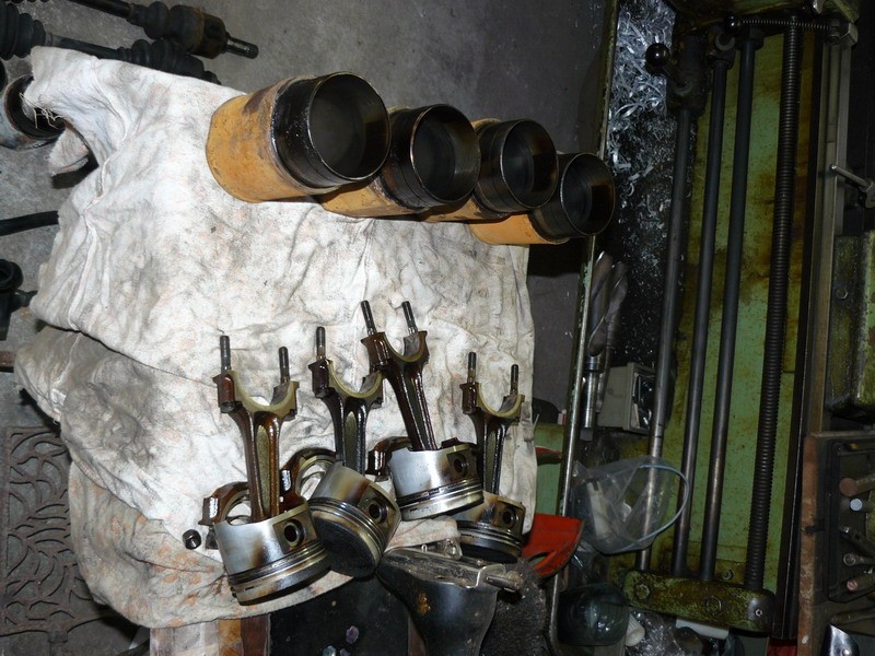 vnitřnosti čekající na složení