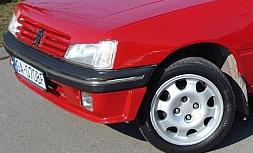 predni spoiler p205.JPG