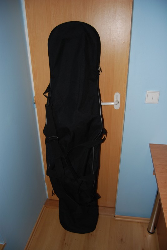 obal, uvnitř pogumovaný, na zip