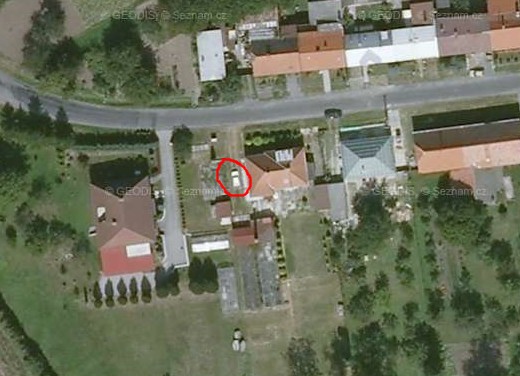 moje auto v byskach.jpg