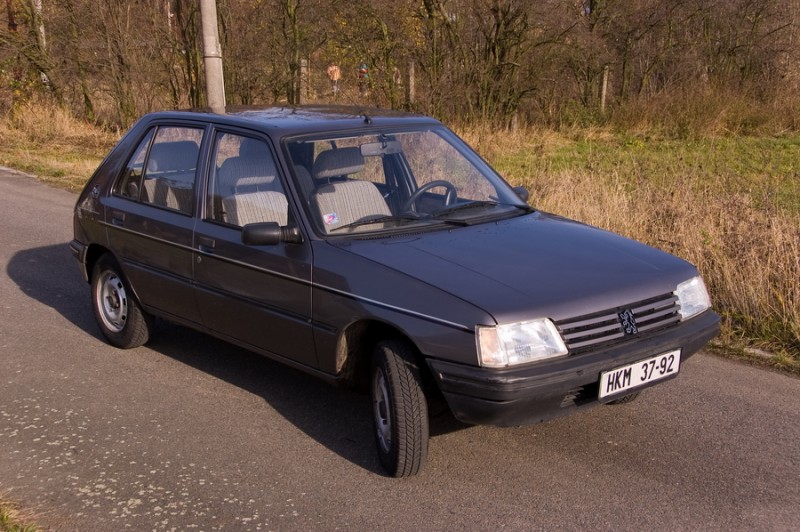 peugeot 205 0014.jpg