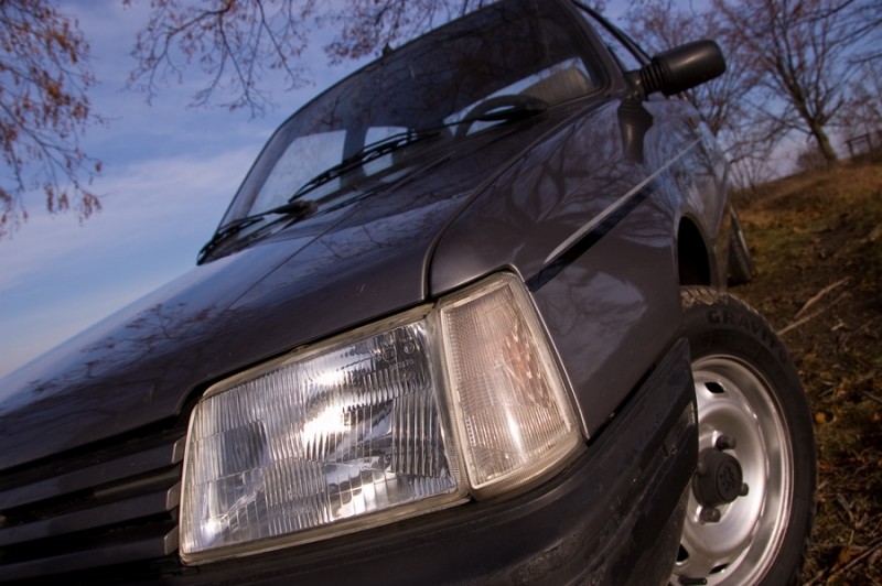 peugeot 205 0015.jpg