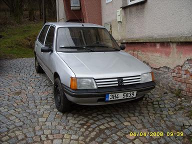 Peugeot 205 Open 1.9 03inzer..JPG