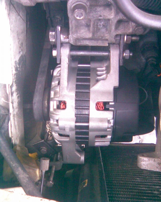 alternator 90A.jpg