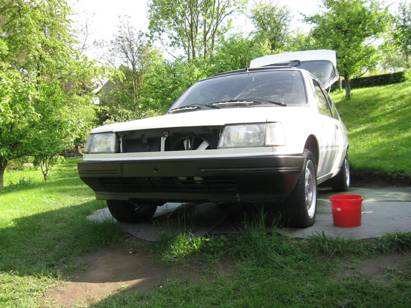 Dnes přední nárazník konečně v laku