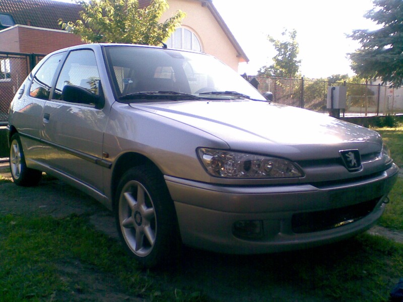 Peugeot 306.jpg