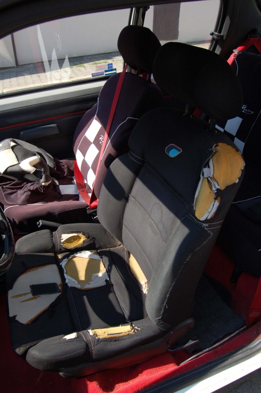 sedacka predni bez potahuLQ.jpg