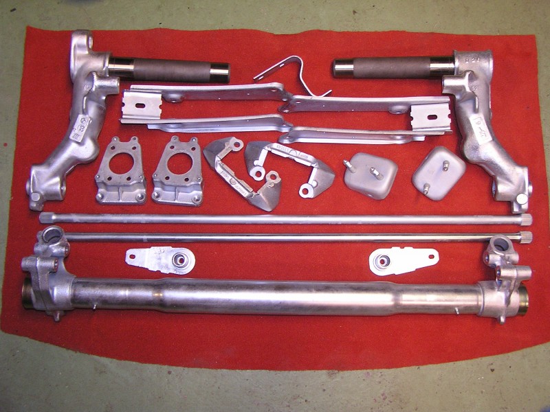 24 Pozinkovane dily napravy.JPG