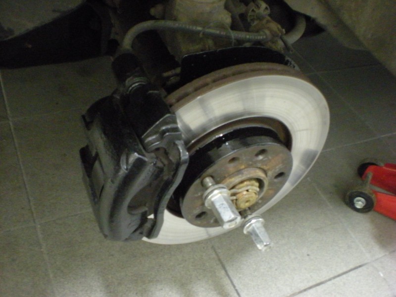 kdo si hraje nezlobí :D