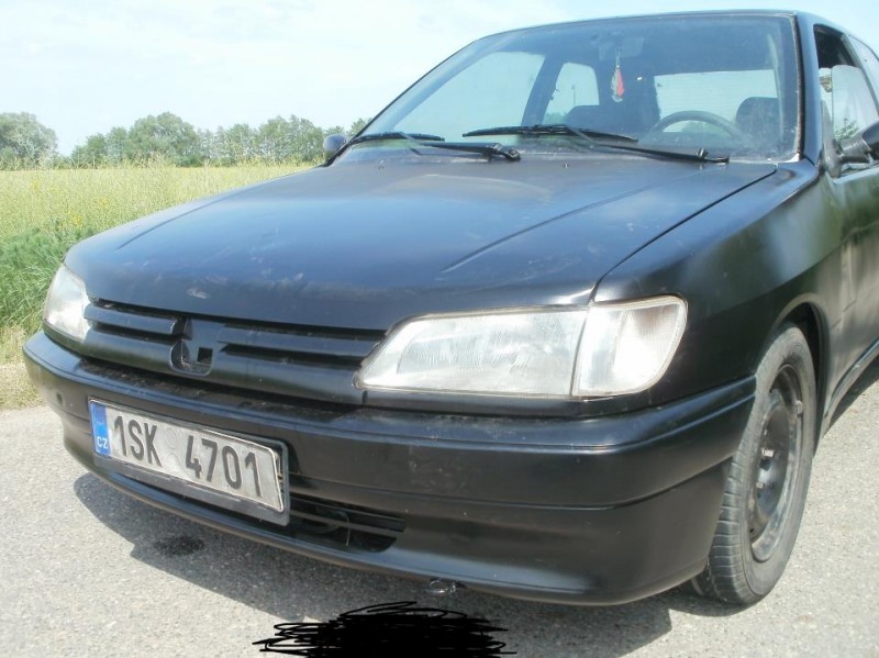 peugeot lak.jpg