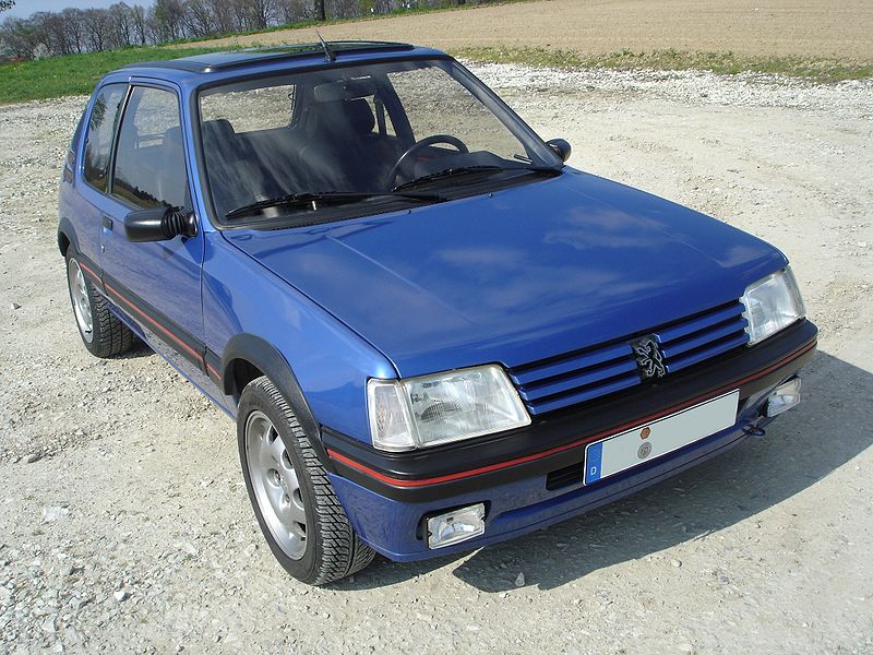 800px-Pug205gti_vorn.jpg