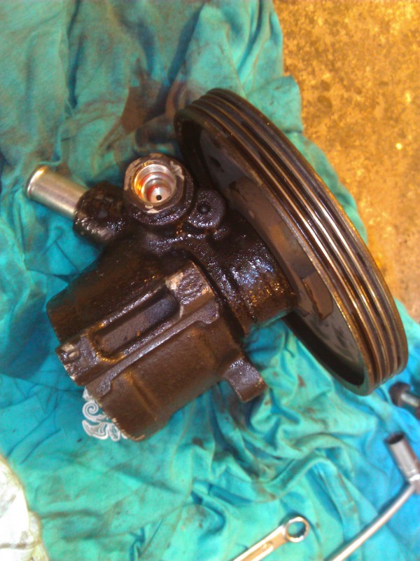 staré, pískalo a teklo