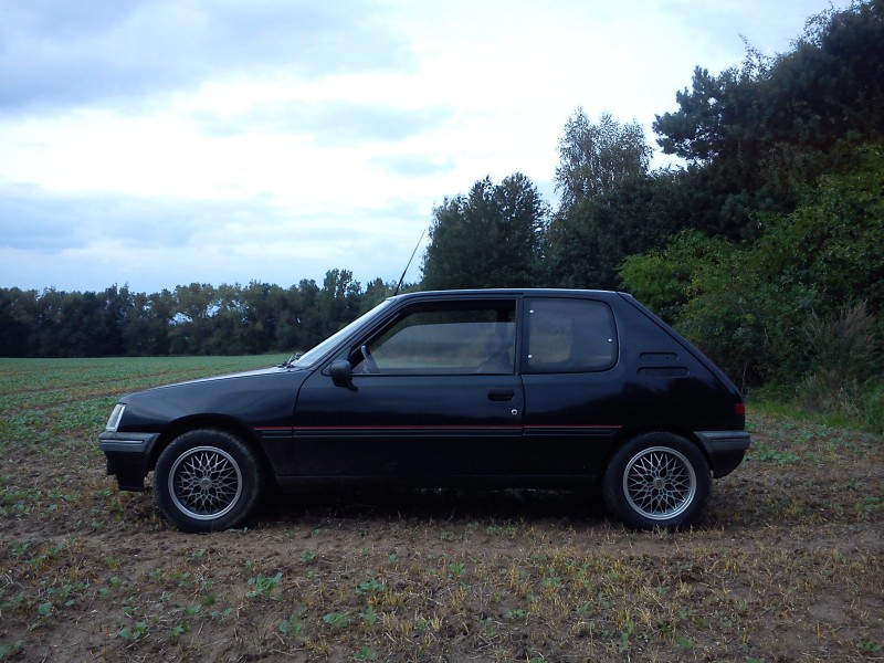 Trochu nám visí dveře...