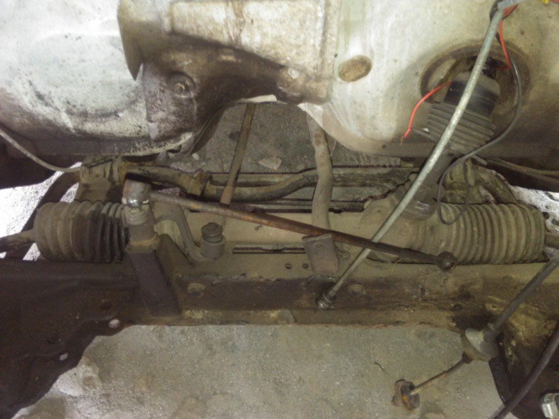 Mam jenom tyto 2 a očividně tam má byt i 3