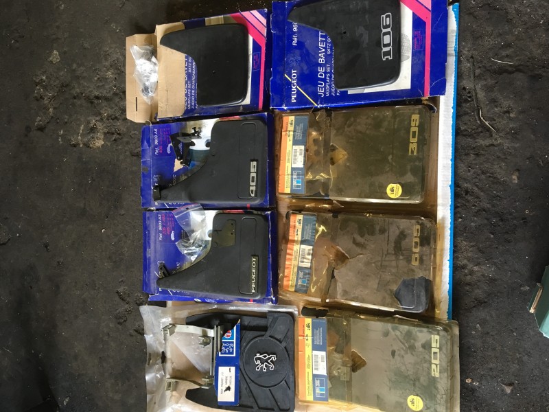 Ještě par originálních zastěrek