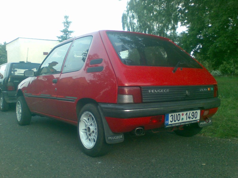 peugeot  205.jpg