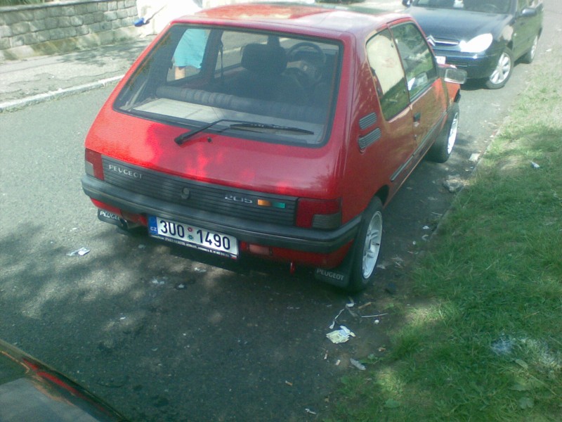 peugeot  205 (1).jpg