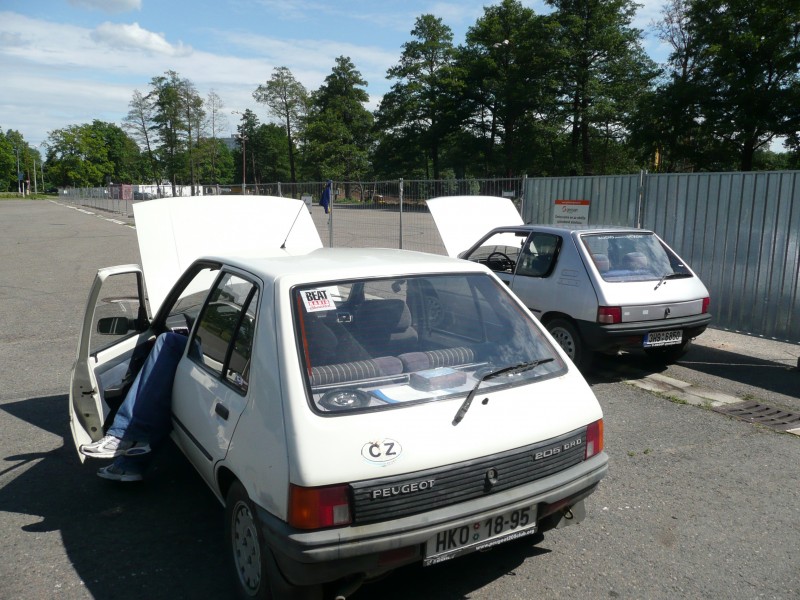 Tak už jsme byli dva, dorazil totiž Bart